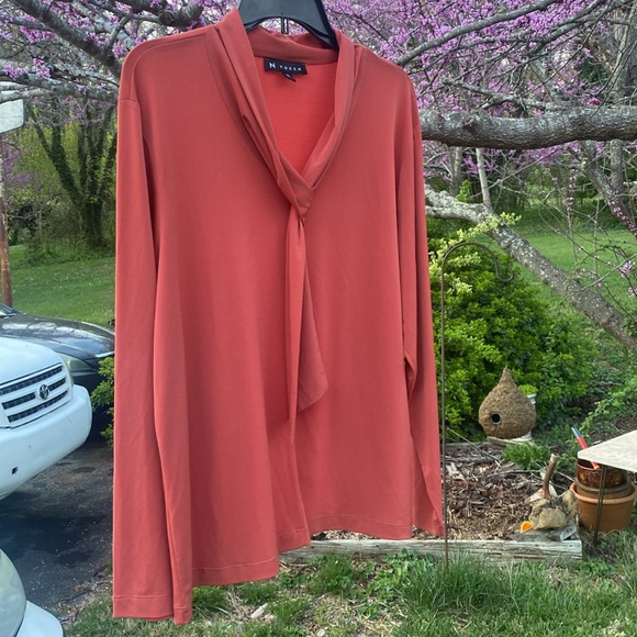 N touch, slinky top with one sided tye - Picture 4 of 5